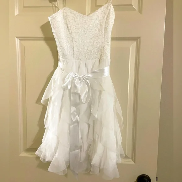 Pear Culture Dresses | Pear Culture Strapless White Dress Juniors 5/6 | Color: White | Size: 5j | Travaletllc's Closet Pear Culture Dresses | Pear Culture Strapless White Dress Juniors 5/6 | Color: White | Size: 5j | Travaletllc's Closet